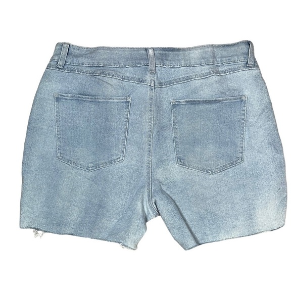 Peace, Love, Eco Shorts by Rewash - Picture 5 of 6